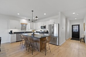 Private kitchen - The Dells Domain 2.0 (Wisconsin Dells)