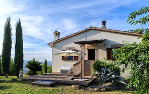Terrace/patio - Cozy home in Terre Roveresche with WiFi (Terre Roveresche)