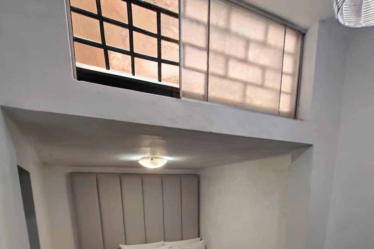 Chambre Standard | Couette en duvet d'oie, minibar, Wi-Fi gratuit