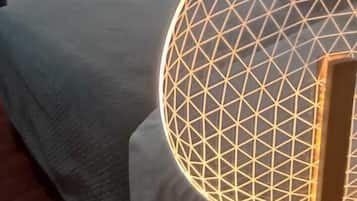 Habitación familiar | Edredones de plumas, minibar, wifi gratis