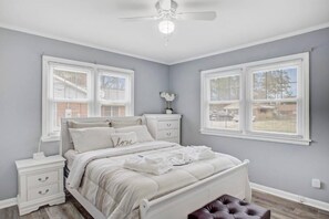 3 Schlafzimmer, Bügeleisen/Bügelbrett, WLAN, Bettwäsche