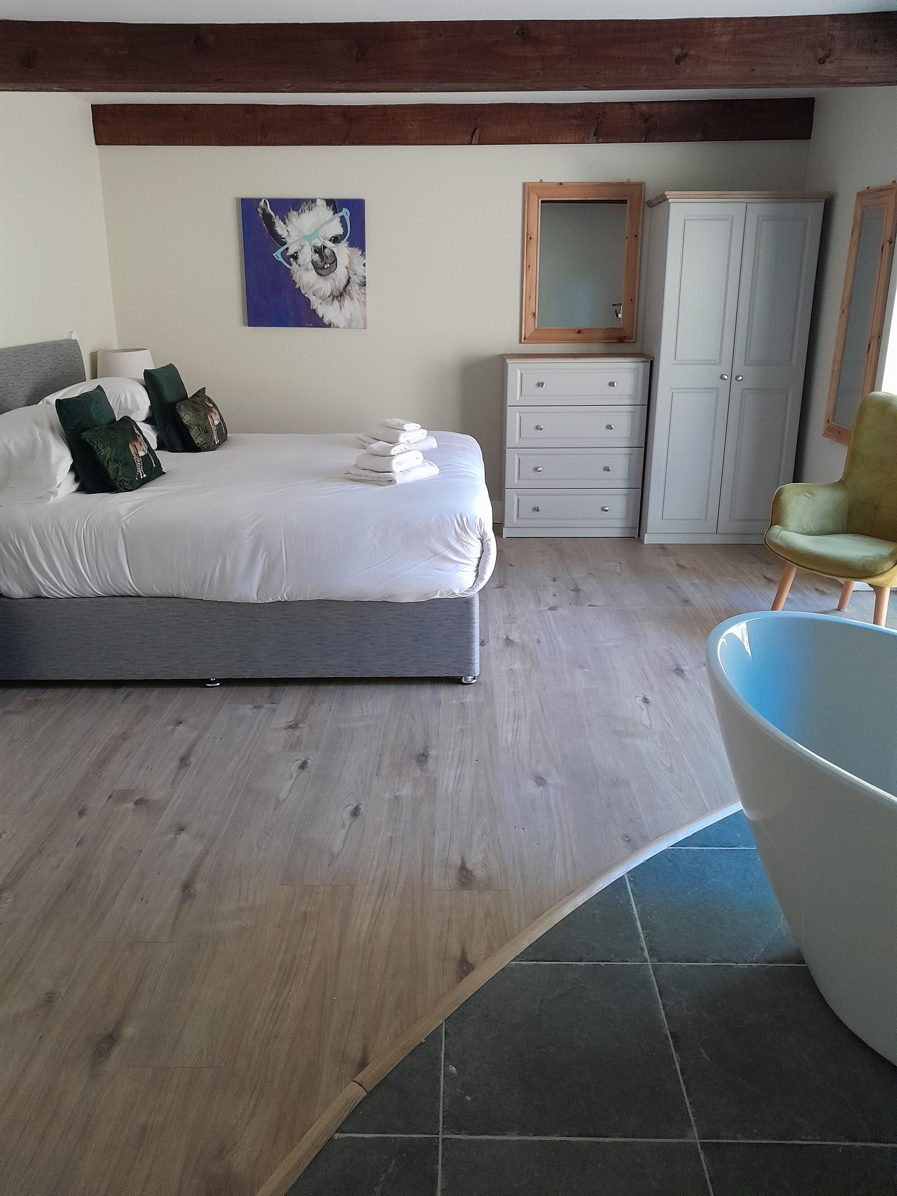 3 間睡房、熨斗/熨衫板、可攜式嬰兒床、Wi-Fi