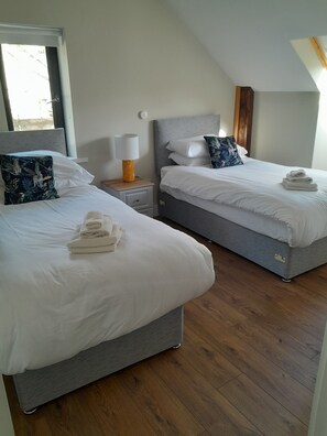 3 bedrooms, iron/ironing board, travel crib, WiFi