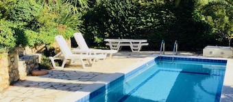 Relax in Luxury and Beauty. Private Pool Panoramic views. Spacious modern villa