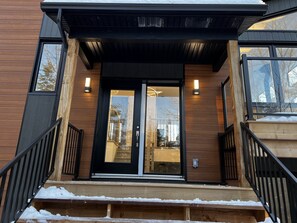 Exterior detail - Le Djiba , un pur Plaisir Avec la Famille ou les Amis (saint-alphonse-de-rodriguez)