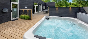 Cozy home in Vejby with sauna