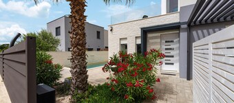 Amazing home in Zaton