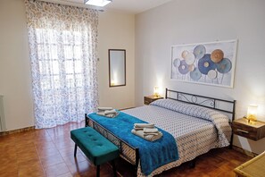 2 camere, ferro/asse da stiro, Wi-Fi, lenzuola