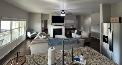 Large Open Concept Home <20 min from Augusta National