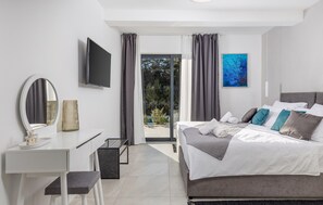 6 habitaciones y caja de seguridad en la habitación 