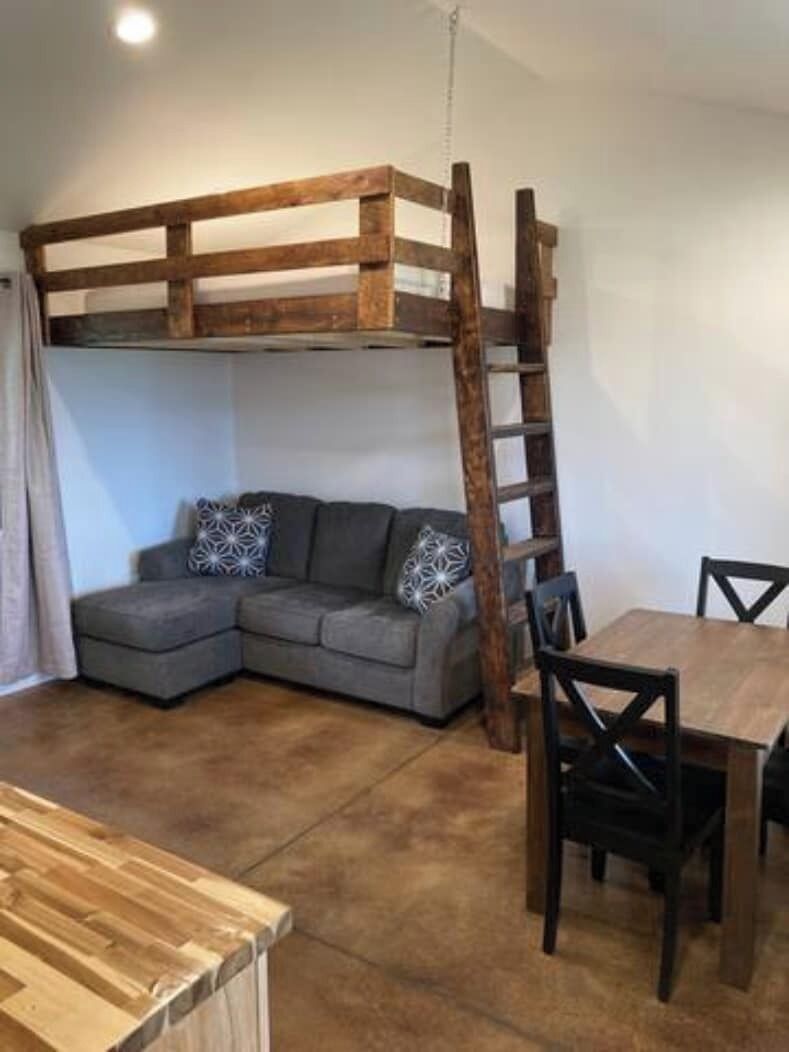 Gold Valley Camp Cabin 4 | 1 Bed, 1 Bath - Mount Rushmore National Memorial