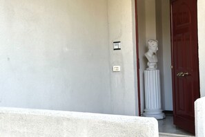 Exterior detail - SE056 -Marzocca, delightful attic with sea view (Montemarciano)