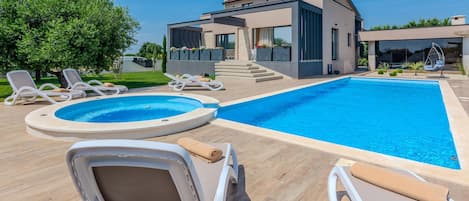 Piscine chauffée