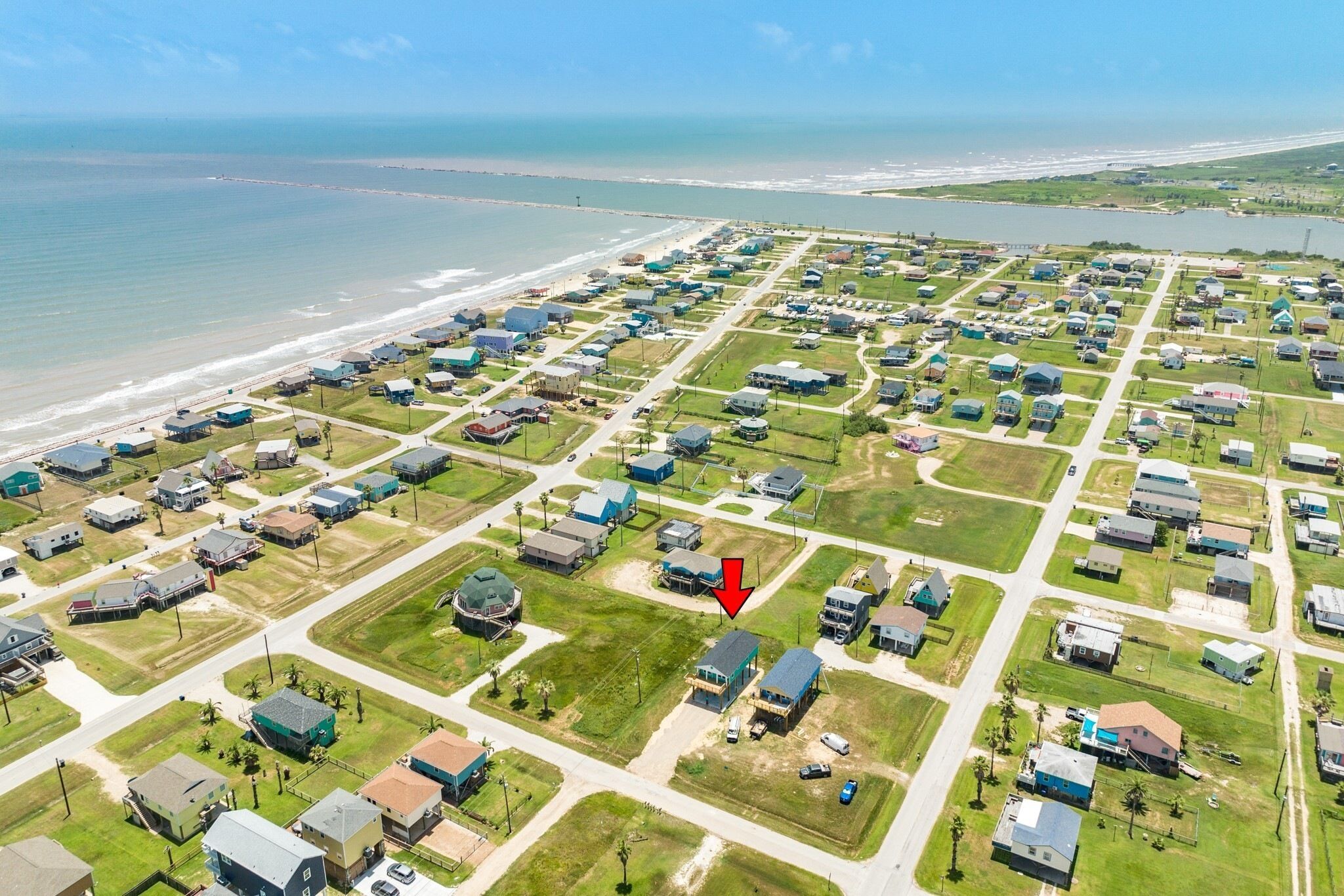 Simple Modern GreenBean home 3BR near beach