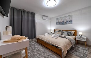 2 soverom, safe på rommet, reiseseng for barn og wi-fi (inkludert)