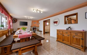Dining - Cozy home in Vinica Breg with sauna (Vinica Breg)