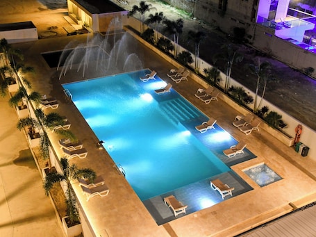 Outdoor pool. Ciela Hotel & Beach Club