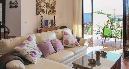 Nice home in Hornachuelos with WiFi