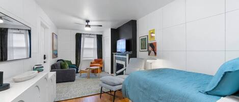 1 室のベッドルーム、旅行用ベビーベッド、WiFi、ベッドシーツ