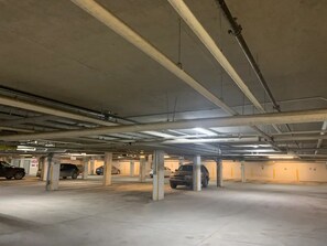 Property grounds - W116 Whimsical Canmore Stay- A/C, King bed, Central, Free Parking, Disney+, HBO (Canmore)