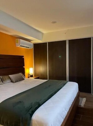 1 bedroom, WiFi - Sky View Penthouse Costa Rica (Empalme)