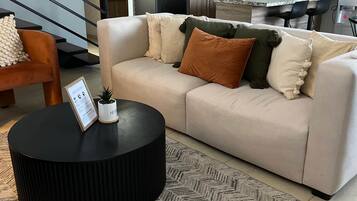 Smart TV, DVD player