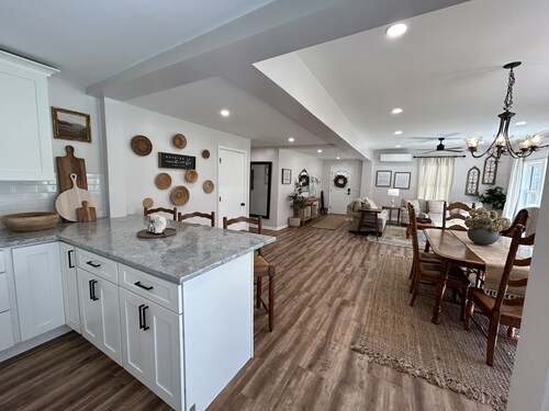 Norris Lake Modern Farmhouse Retreat
