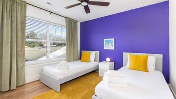 8 bedrooms, desk, iron/ironing board, travel crib