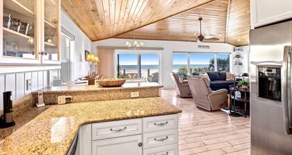 Oceanfront Home / No Cars On Beach / Walk to Shopping & Dining / 4009S