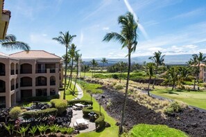 Property grounds - The Bay Club, a Hilton Grand Vacations Club - 2 Bedroom Plus - VL7 (Waikoloa Village)