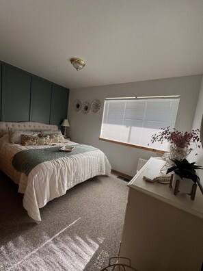 4 bedrooms, free WiFi, bed sheets