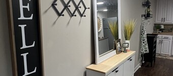 Studio oasis ready for you! …No Cleaning Fee….Near I-81, VT & Radford 