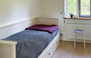 4 camere, culla da viaggio, Wi-Fi gratuito