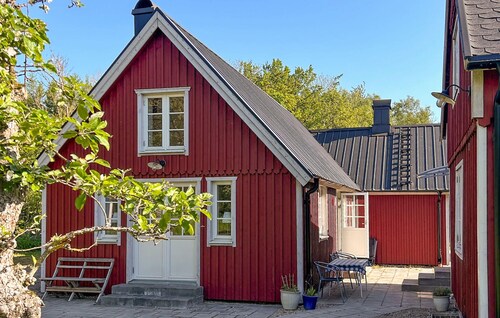 Gorgeous home in Brösarp with WiFi