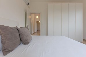 2 chambres, fer et planche Ă repasser, Wi-Fi, literie fournie