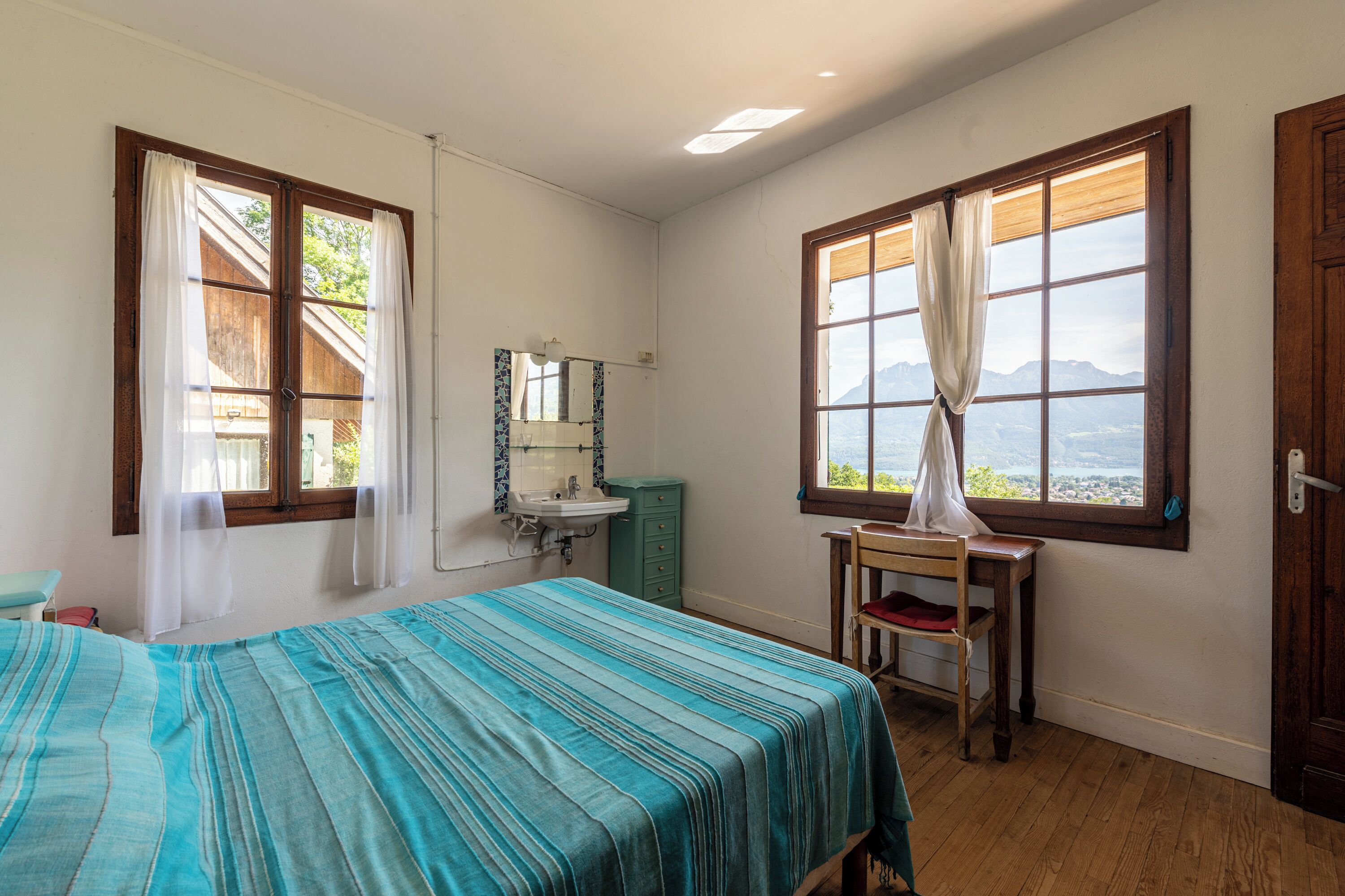 7 Schlafzimmer, Bügeleisen/Bügelbrett, kostenloses WLAN