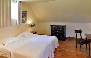 4 slaapkamers, reisbedje, gratis wifi