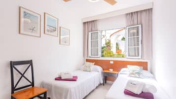 2 dormitorios, tabla de planchar con plancha, wifi gratis y ropa de cama