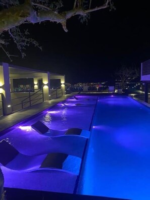 Udendørs pool
