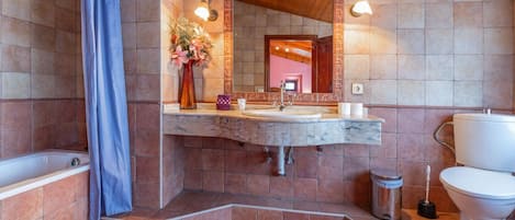 Shower, towels