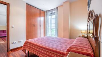 1 bedroom, free WiFi, bed sheets