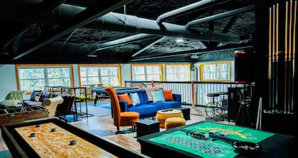 Black Pearl Lodge @ DeGray. Small event venue or fun family getaway!