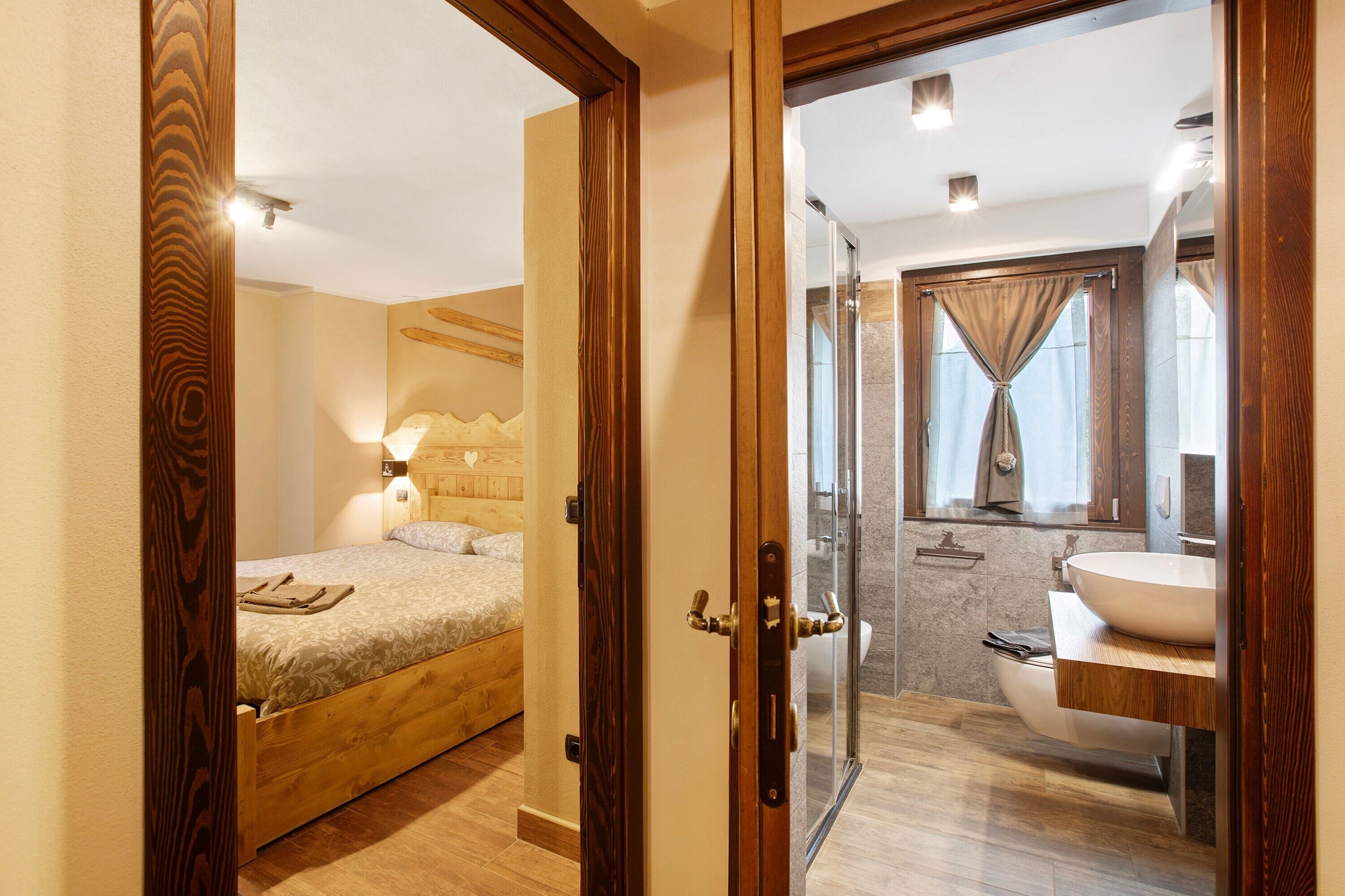 2 camere, Wi-Fi gratuito, lenzuola