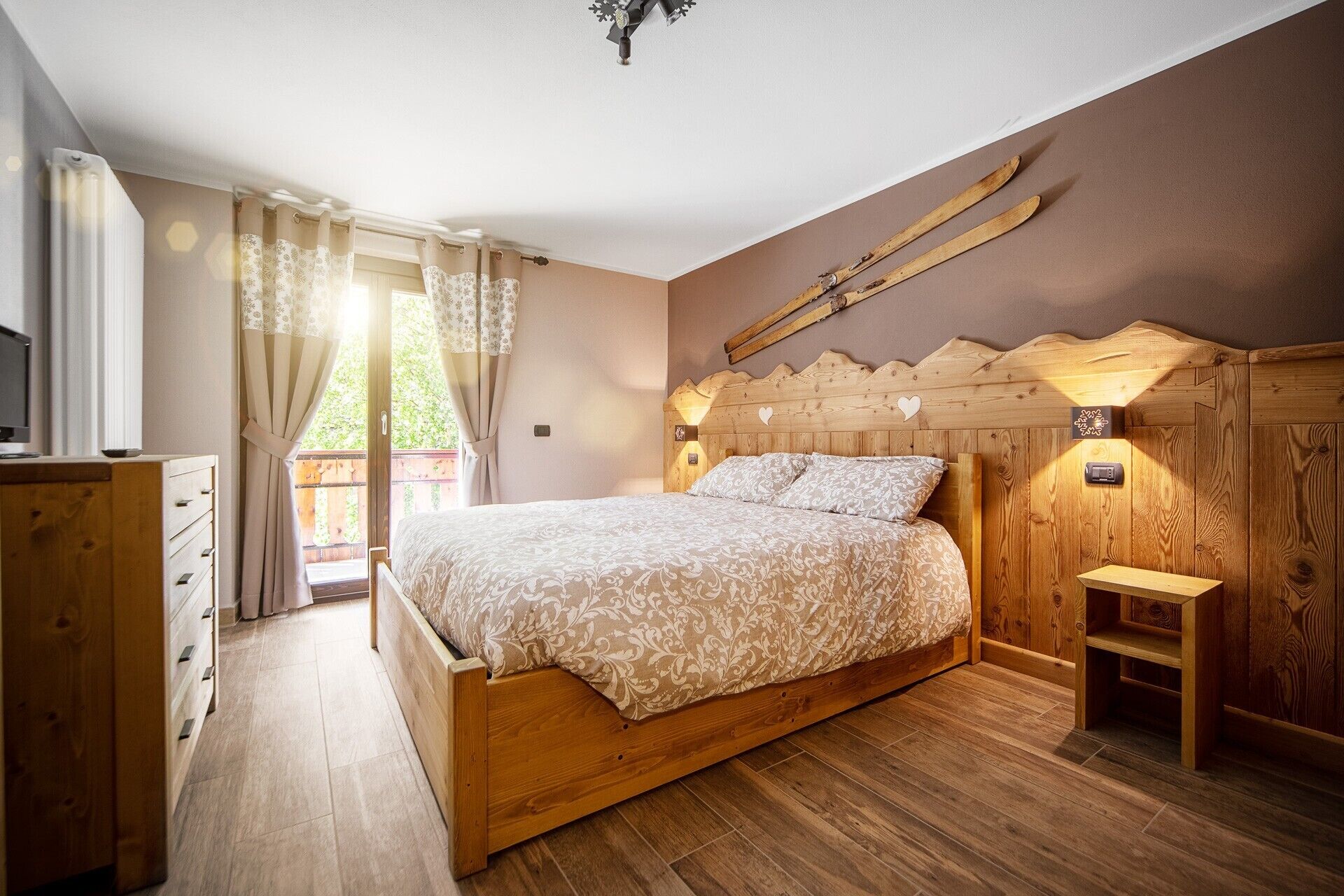 1 bedroom, free WiFi, bed sheets