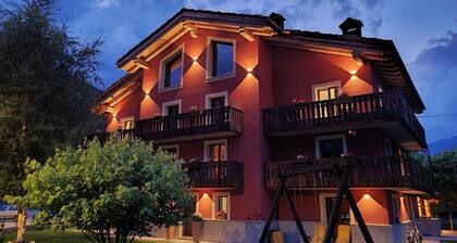 Apartment 'Punta Ceresole 4061 Maison Gerard' with Mountain View, Shared Garden and Wi-Fi