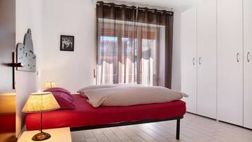 1 camera, Wi-Fi gratuito, lenzuola