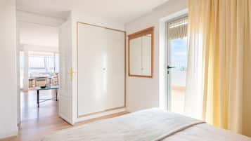 2 Schlafzimmer, BĂŒgeleisen/BĂŒgelbrett, kostenloses WLAN, BettwĂ€sche