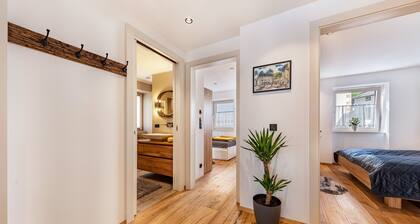 Apartment 'J N Appartement Spritzenhaus' with Balcony and Wi-Fi