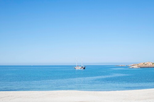 Villa 'Pentavano White House' with Private Terrace, Wi-Fi and Air Conditioning