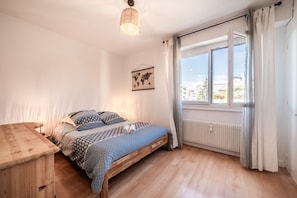 2 chambres, fer et planche à repasser, Wi-Fi gratuit